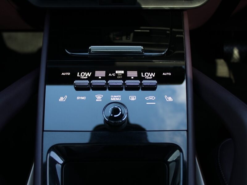 More views of Porsche Cayenne