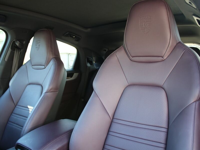 More views of Porsche Cayenne
