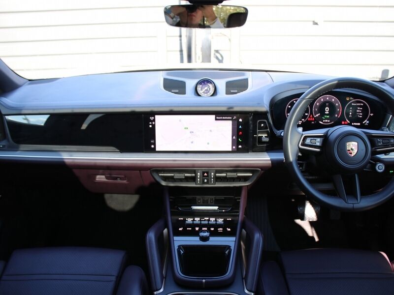 More views of Porsche Cayenne