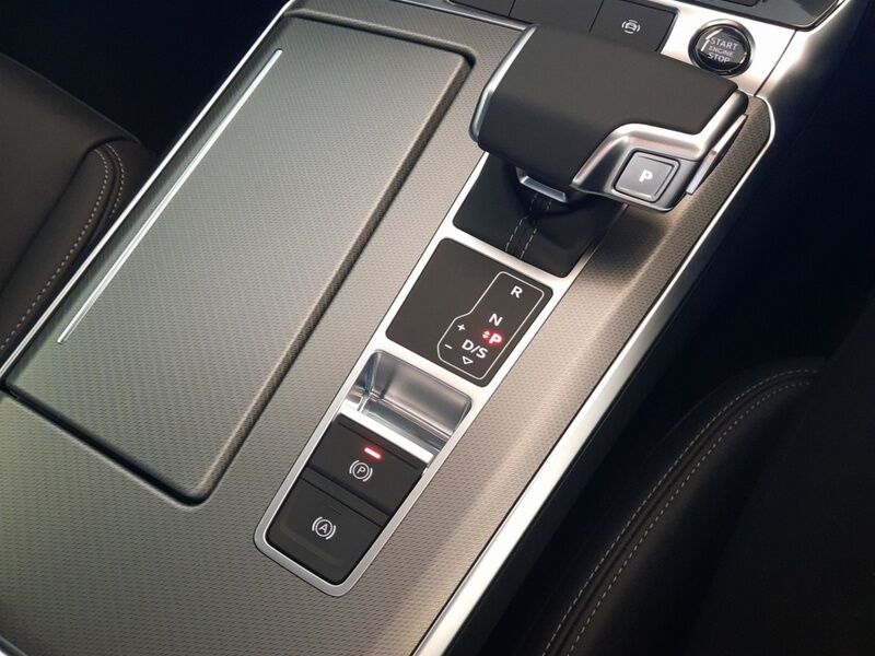 More views of Audi A6