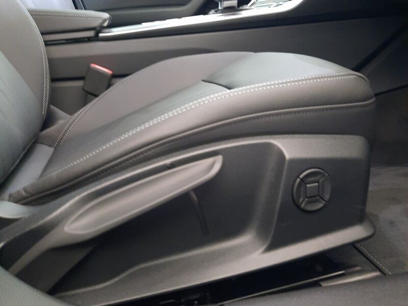 More views of Audi A6