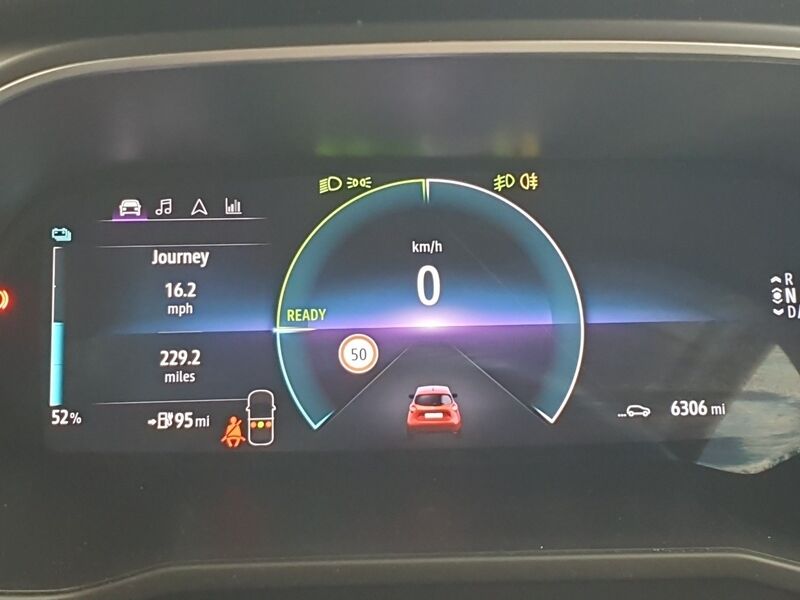 More views of Renault Zoe