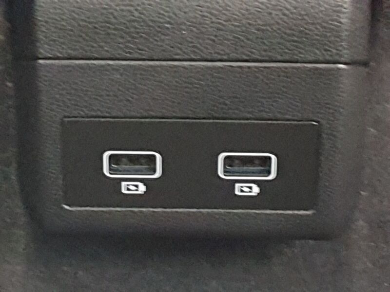 More views of Renault Zoe