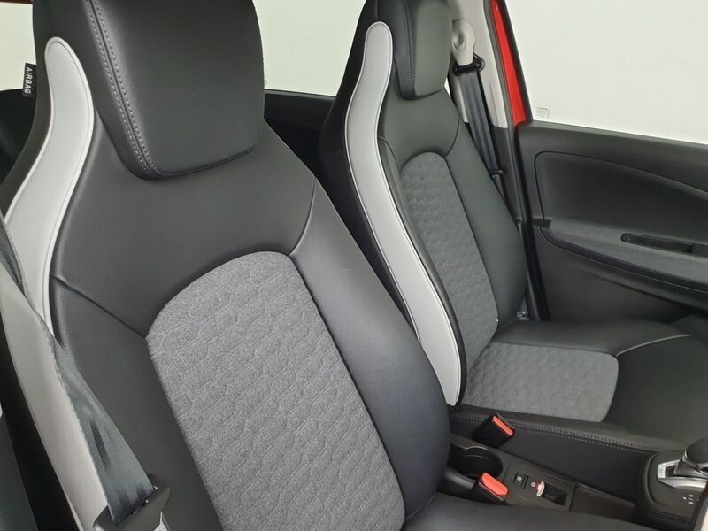 More views of Renault Zoe