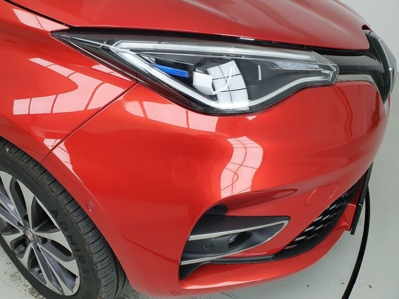 More views of Renault Zoe