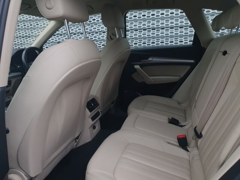 More views of Audi Q5