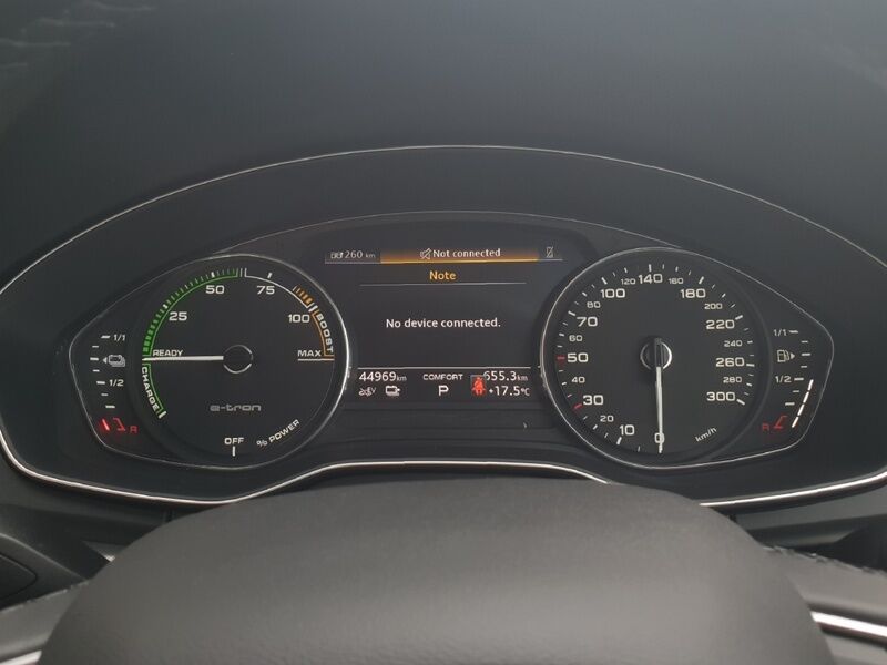 More views of Audi Q5