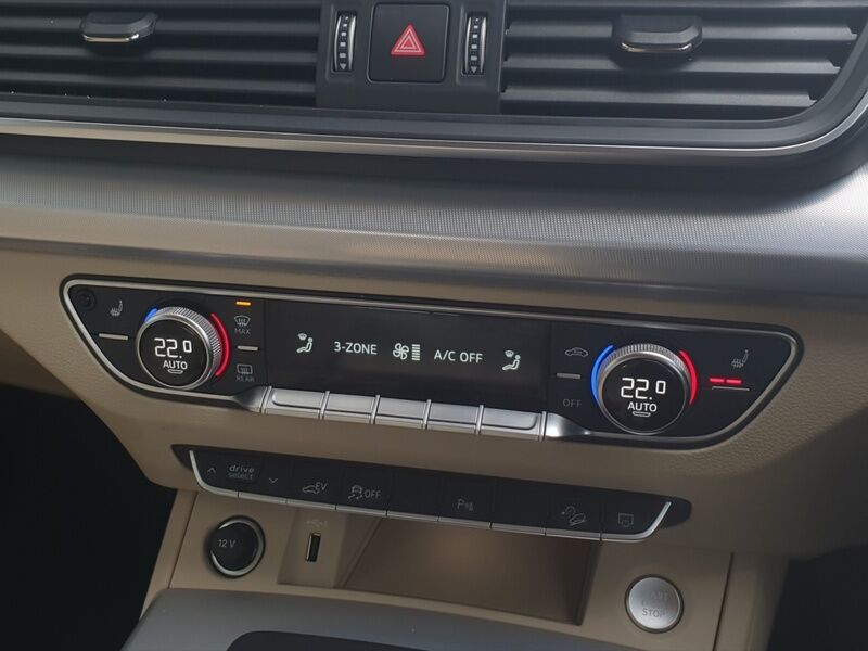 More views of Audi Q5