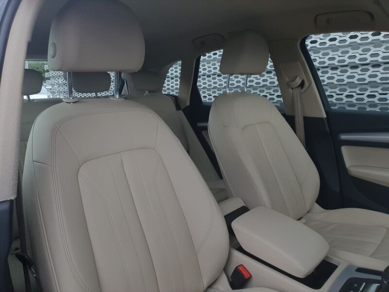 More views of Audi Q5