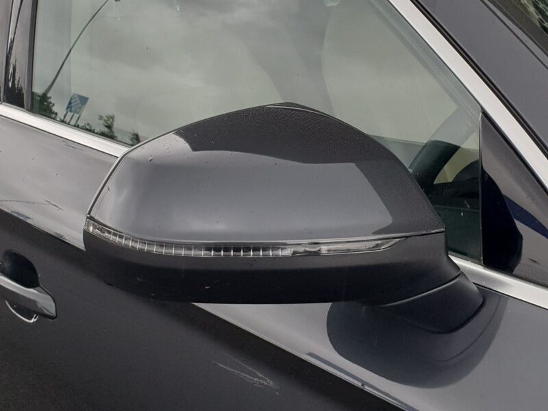 More views of Audi Q5