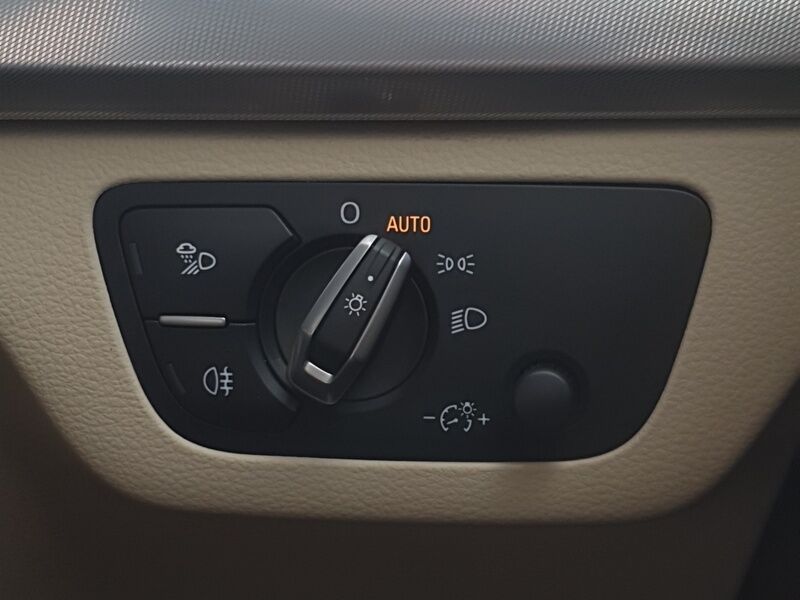 More views of Audi Q5