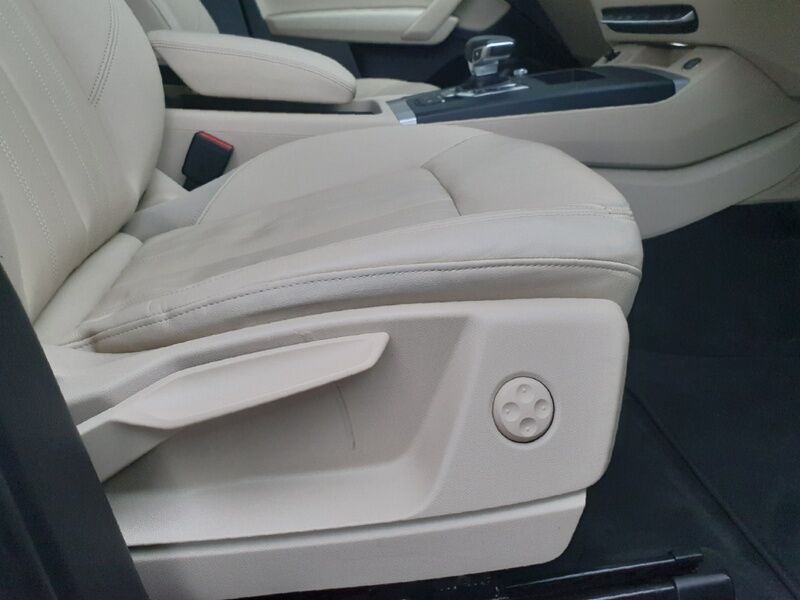 More views of Audi Q5