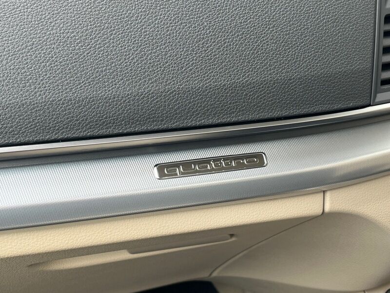 More views of Audi Q5