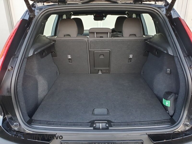 More views of Volvo XC40