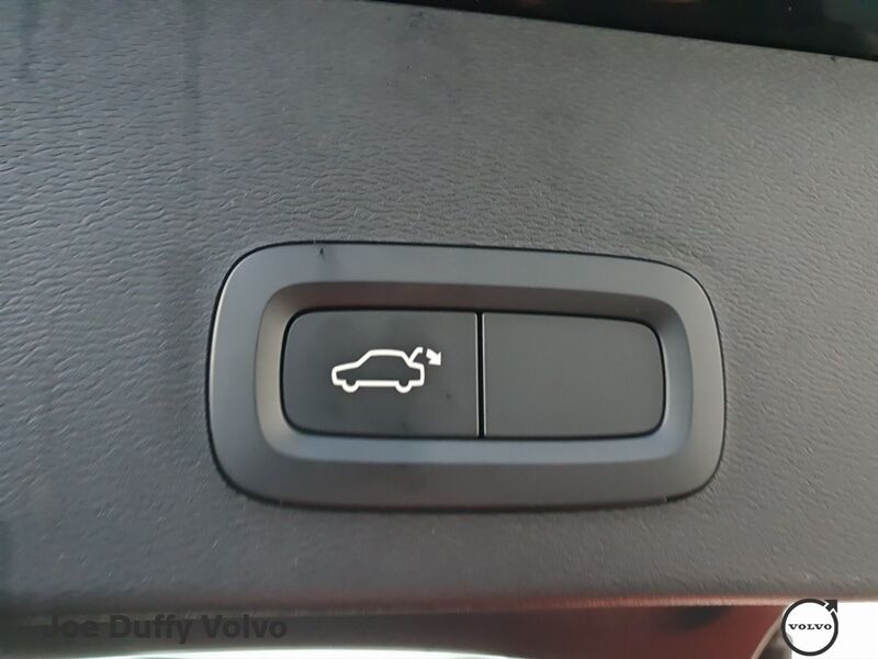 More views of Volvo XC40