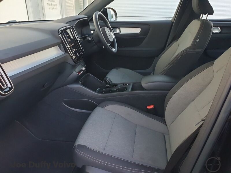 More views of Volvo XC40