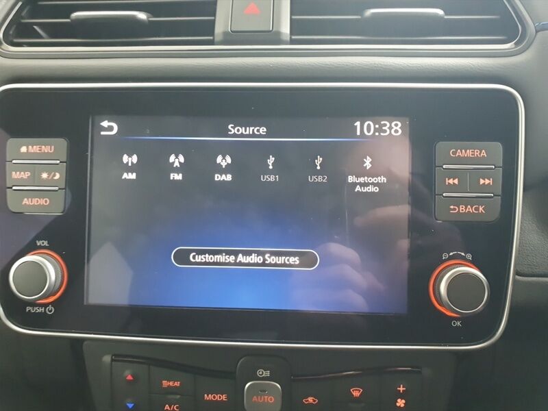 More views of Nissan Leaf