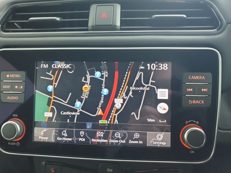 More views of Nissan Leaf