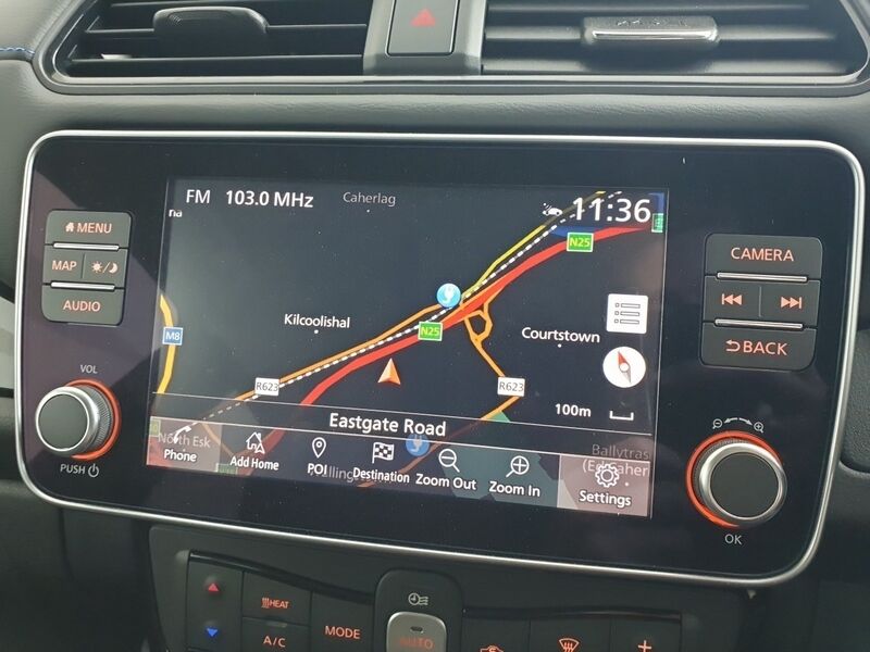 More views of Nissan Leaf