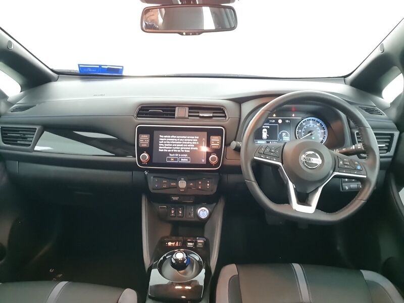 More views of Nissan Leaf