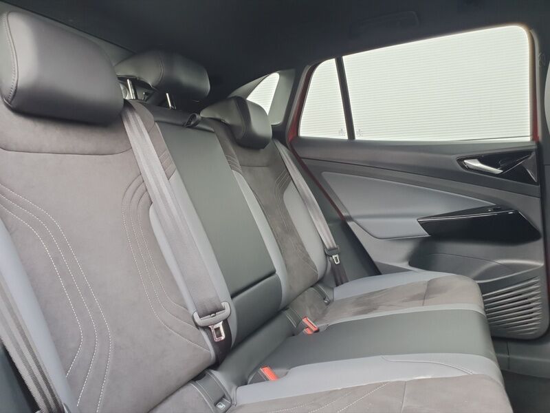 More views of Volkswagen ID.4