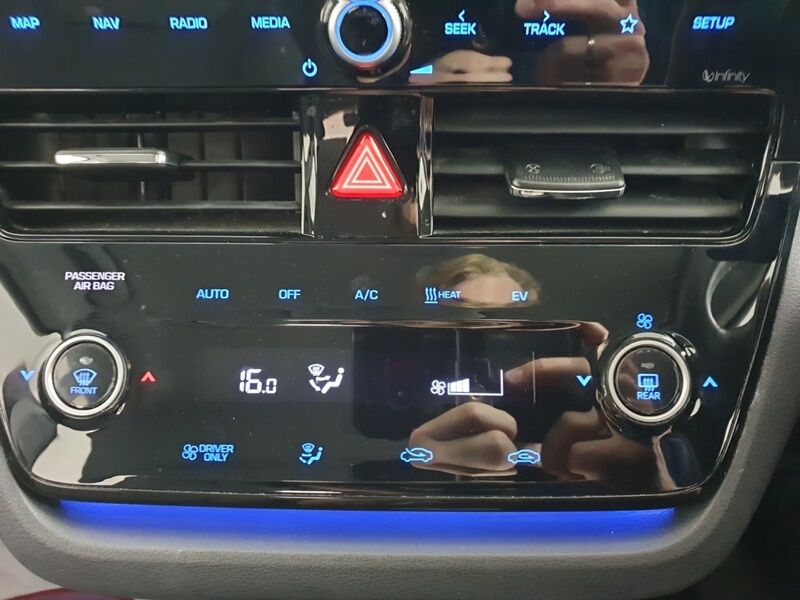 More views of Hyundai Ioniq