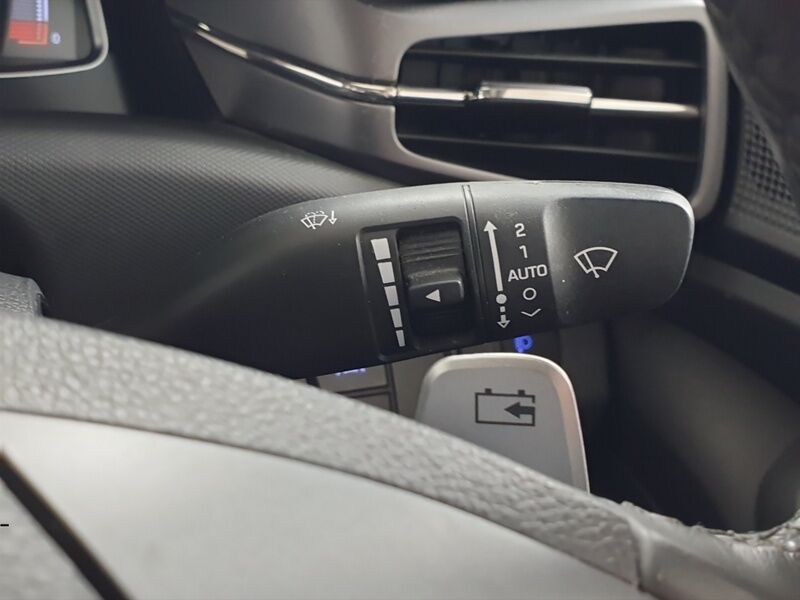 More views of Hyundai Ioniq