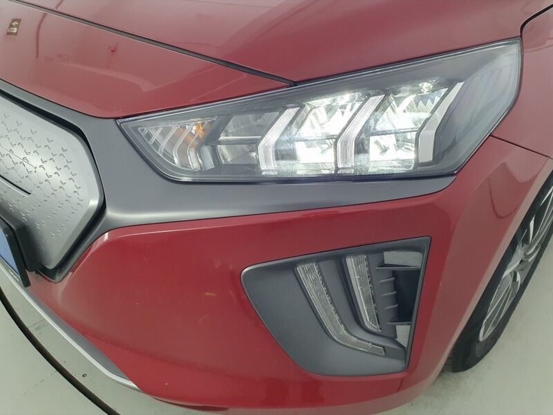 More views of Hyundai Ioniq