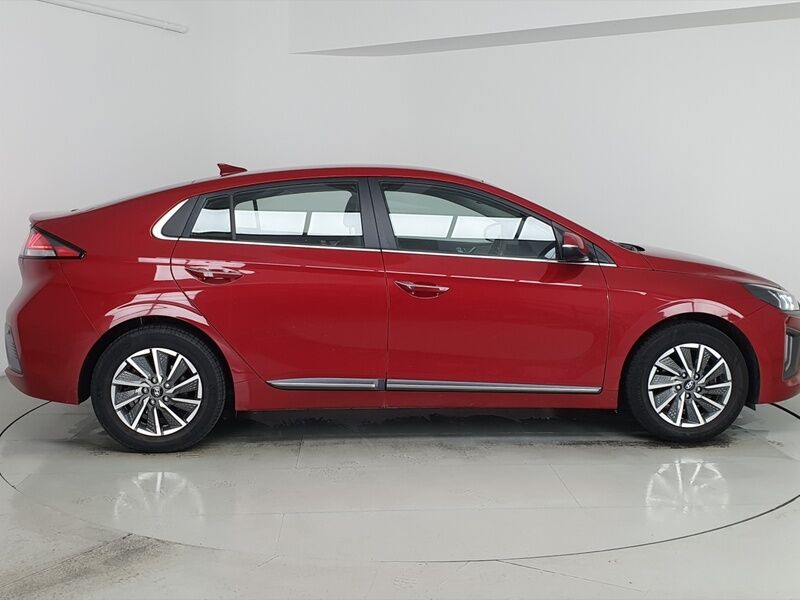 More views of Hyundai Ioniq