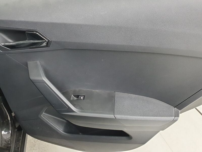 More views of SEAT Arona