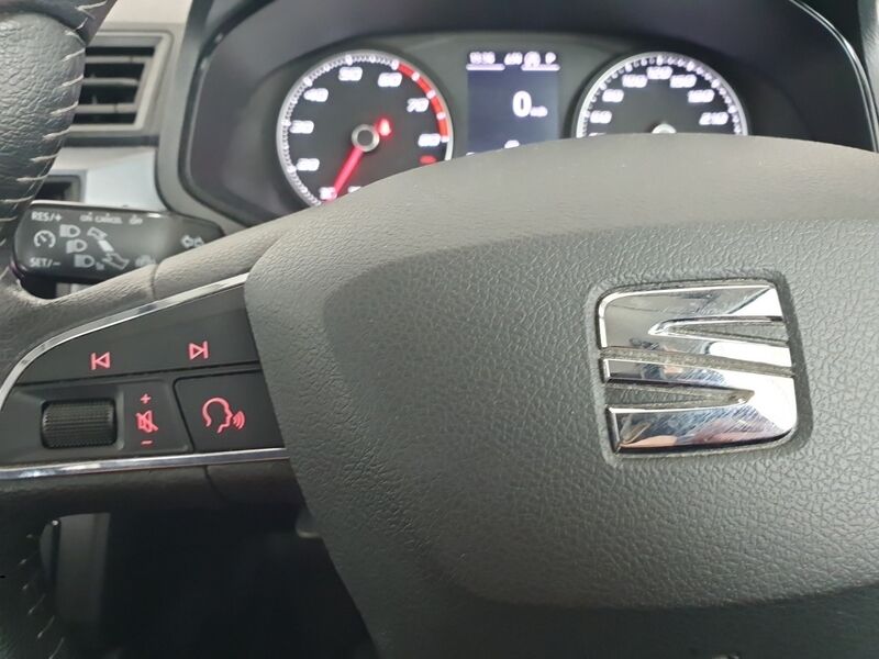 More views of SEAT Arona