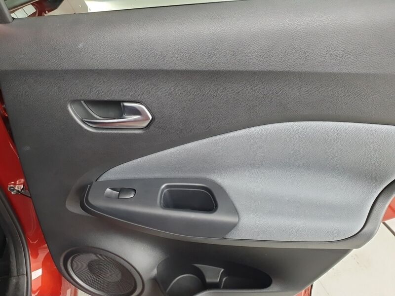 More views of Nissan Juke
