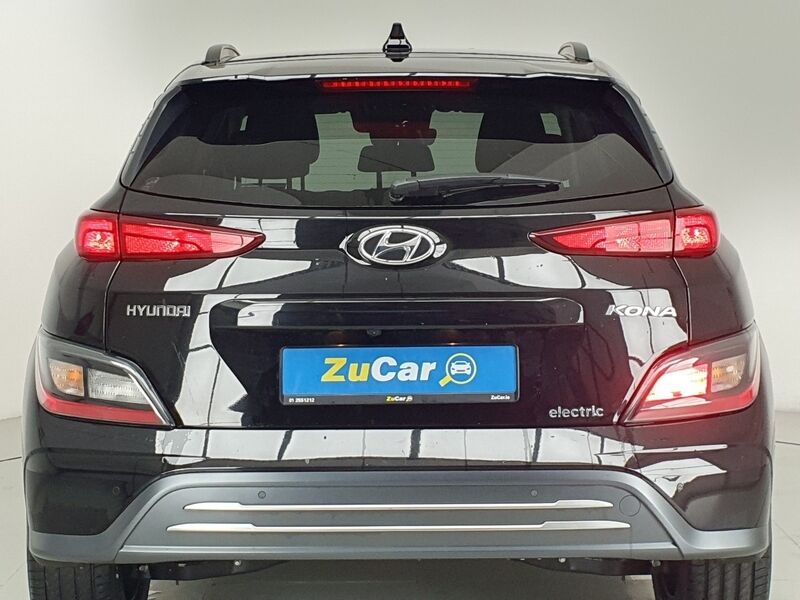 More views of Hyundai Kona