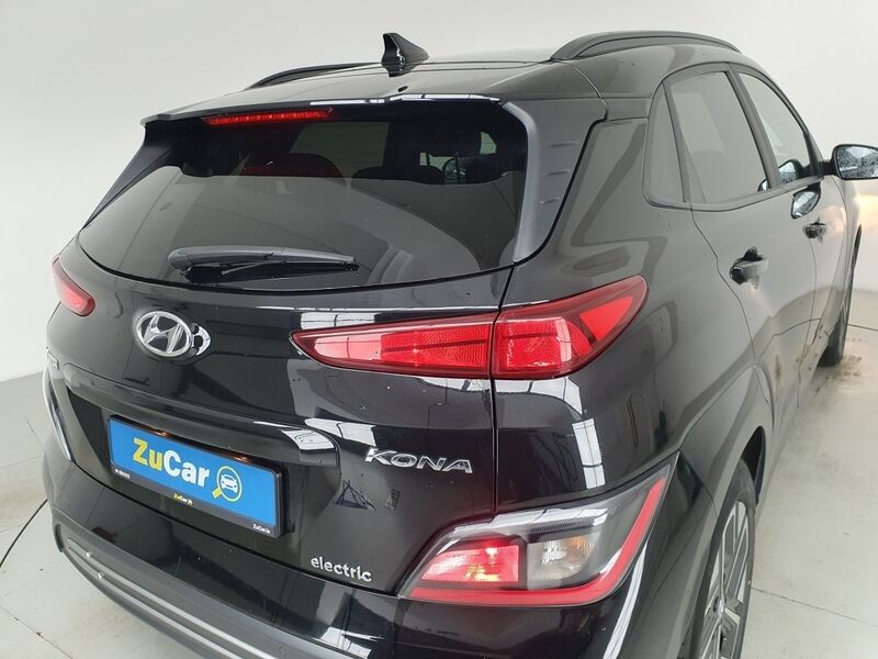 More views of Hyundai Kona
