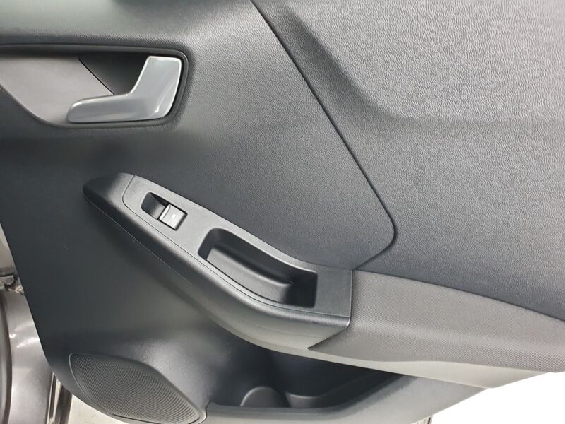 More views of Ford Puma