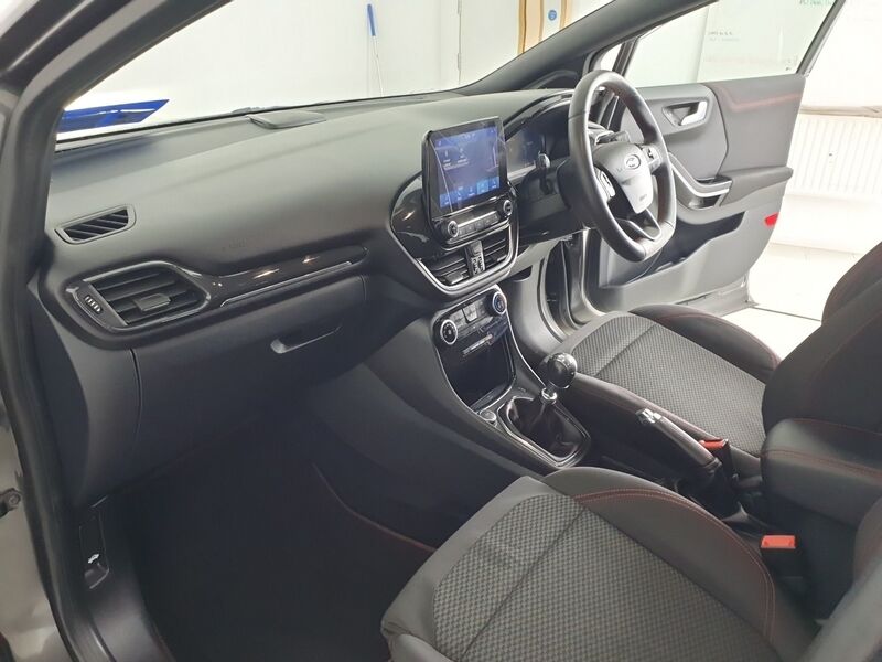 More views of Ford Puma