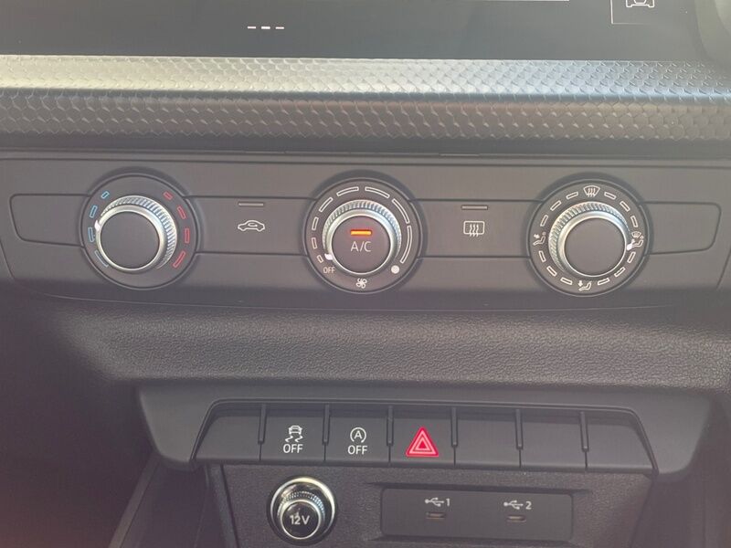 More views of Audi A1