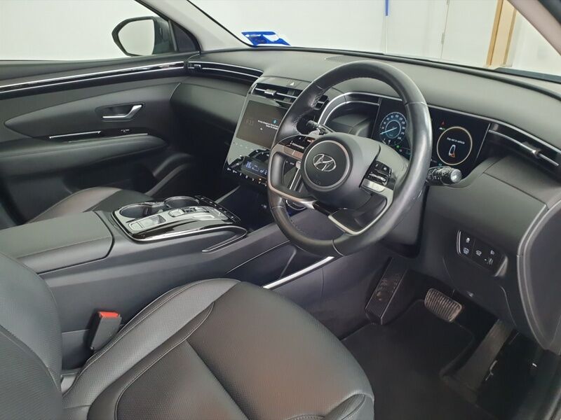 More views of Hyundai Tucson