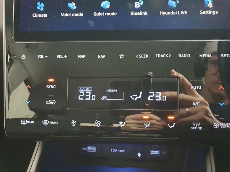 More views of Hyundai Tucson