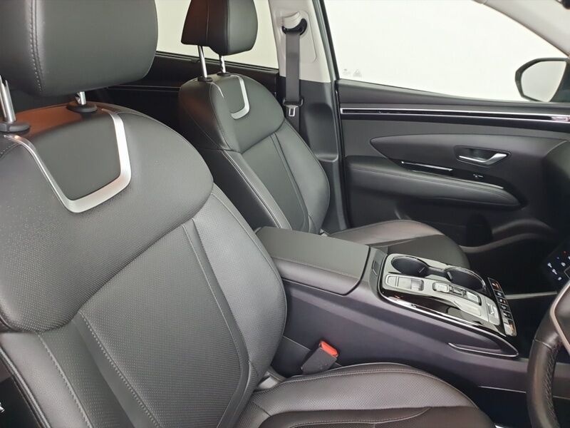 More views of Hyundai Tucson