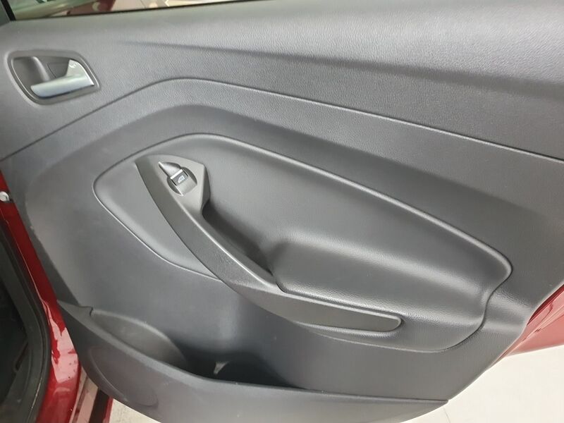 More views of Ford Kuga