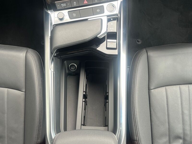 More views of Audi E-Tron