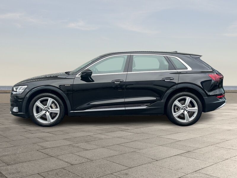 More views of Audi E-Tron