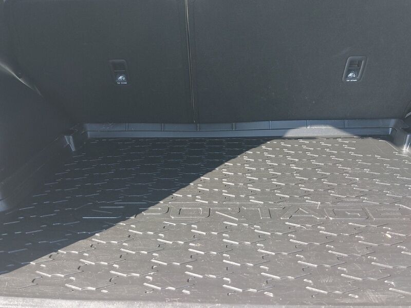 More views of Kia Sportage