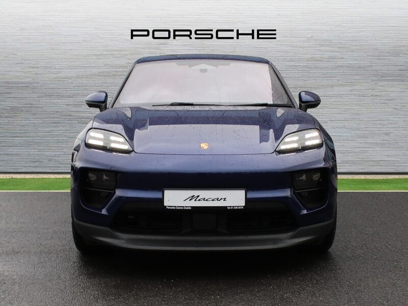 More views of Porsche Macan