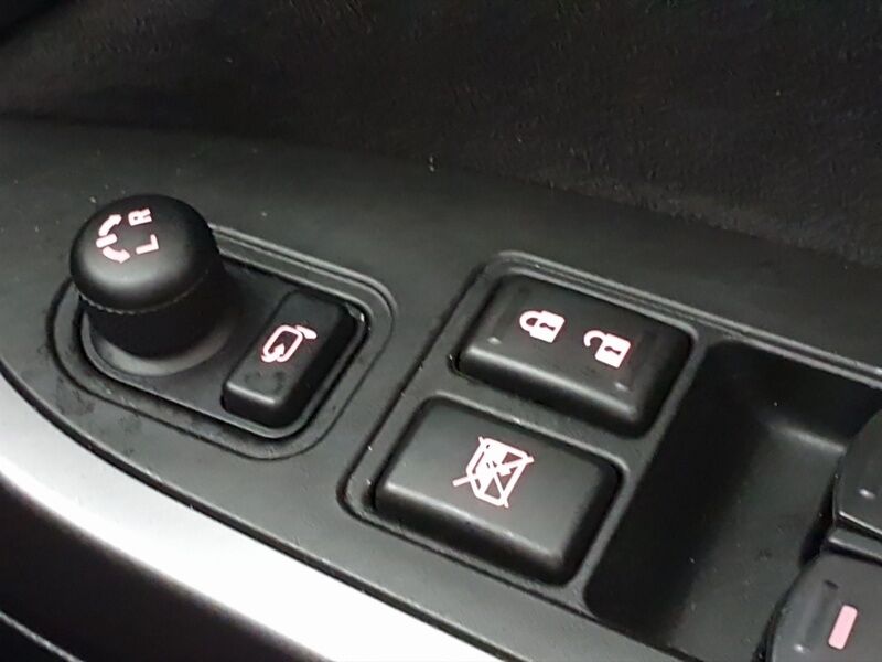 More views of Suzuki Vitara