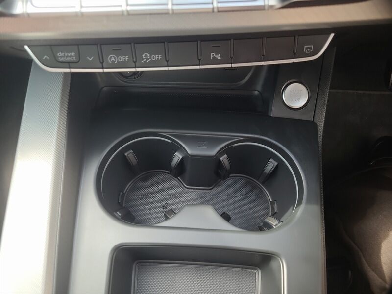 More views of Audi A4