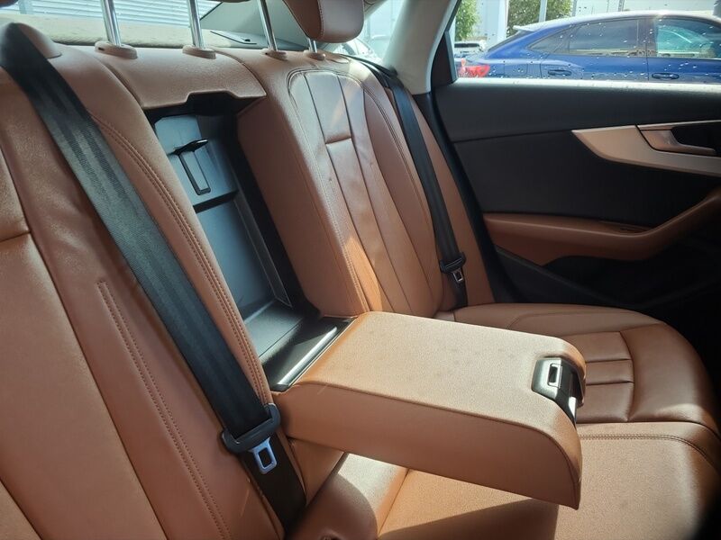 More views of Audi A4