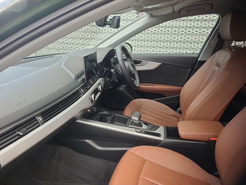 More views of Audi A4