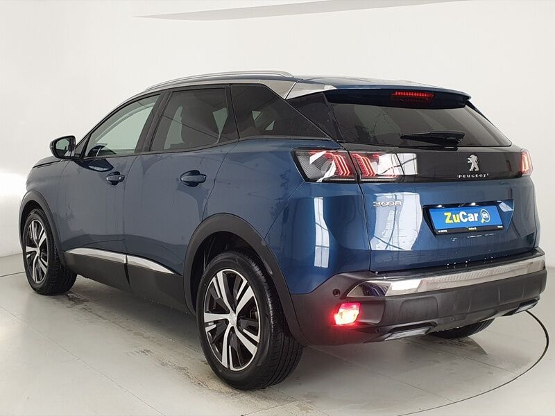 More views of Peugeot 3008